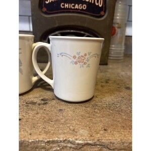 Vintage Corning & Corelle Mugs  set of 4